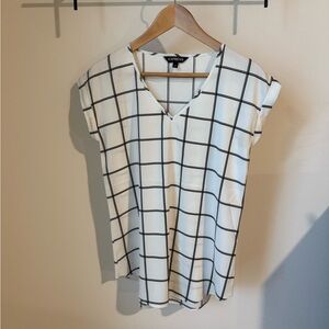 Express Women's Grid Pattern Blouse - White and Black